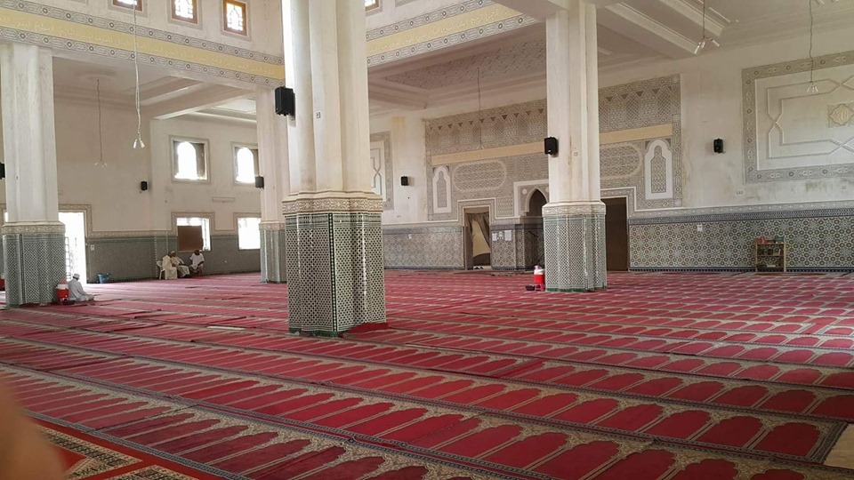المغرب/ مختل عقلي يعتلي منبر الجمعة ويعلن نفسه الإمام المهدي (المنتظر) ويبشر بنهاية العالم