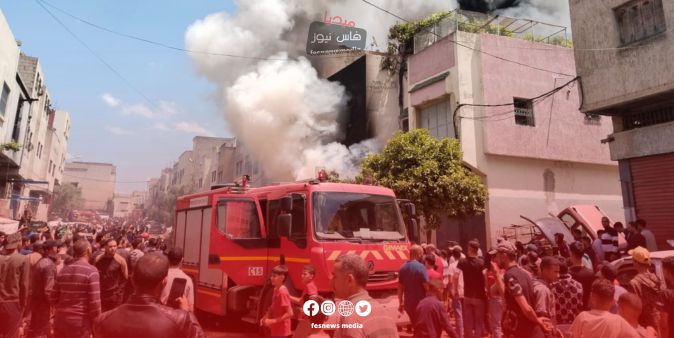 Fire Engulfs “Blaverai” Store in Bensouda District, Fes, Prompting Civil Protection and Authorities Response