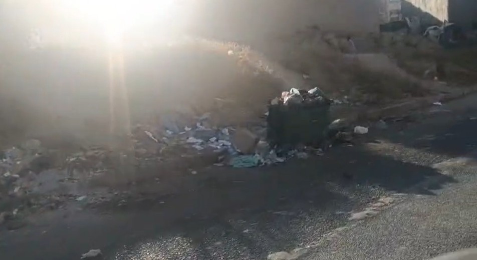 Fez Residents Outraged by Accumulation of Waste in Jenan El Ward, Call for Immediate Action