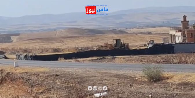 Taounate: Widespread Controversy After Video Shows Bulldozer Paving Road Towards Agricultural Chamber President’s Land… Accusations of Misusing Public Property